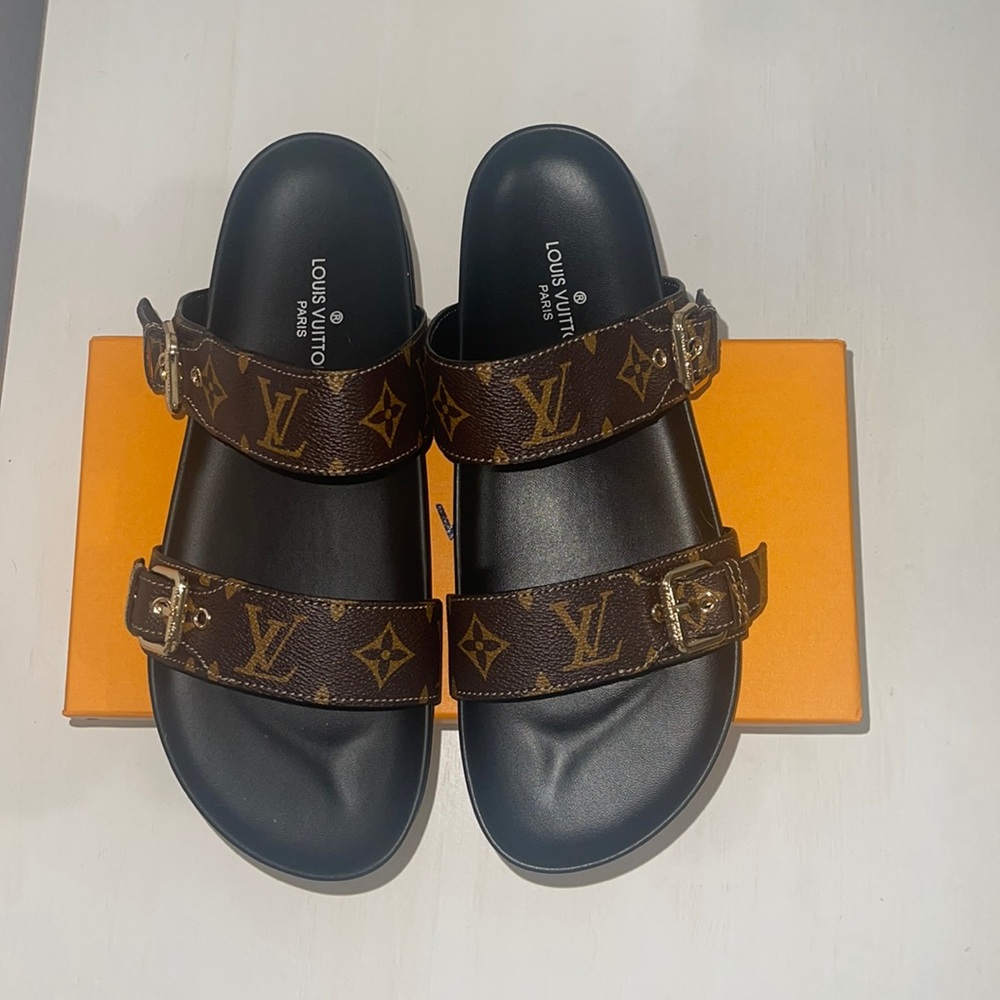 Bom Dia Flat Mule Inspired